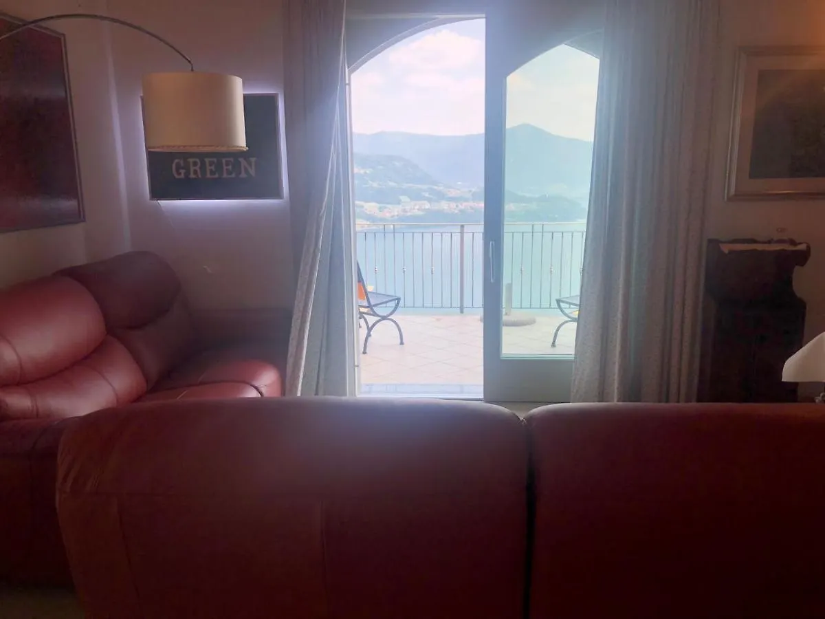 La Villetta In Residence Con Piscina E Vista Lago Parzanica 0*,